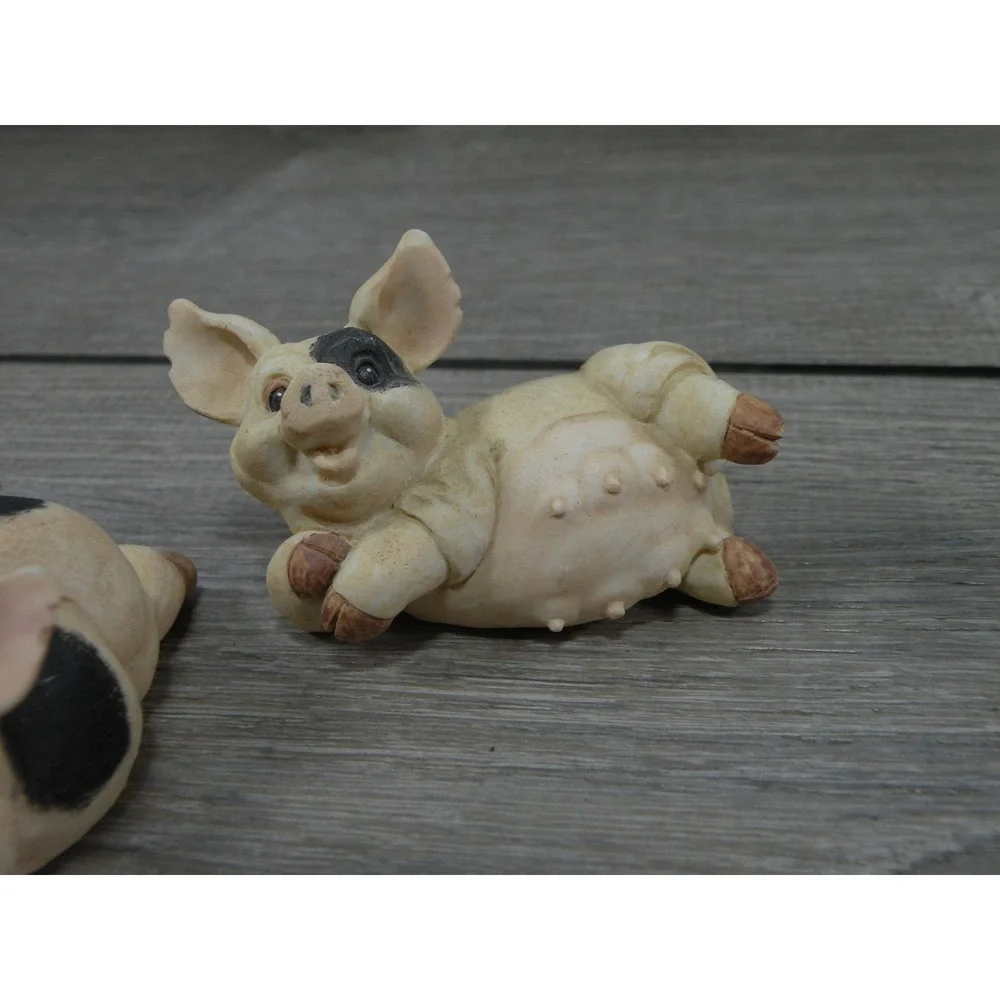Set of 5 Cute Spotted Pig Piglet Figurines Farm Animal Decor Collectible